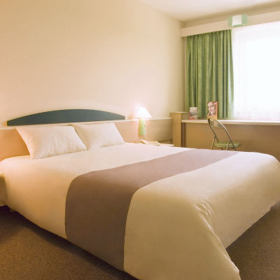 Ibis Rostock Am Stadthafen Exterior foto